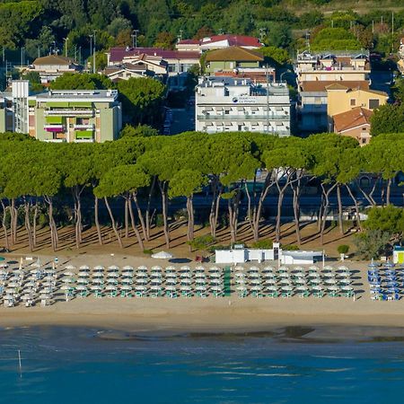 Hotel La Pineta Пинето Экстерьер фото