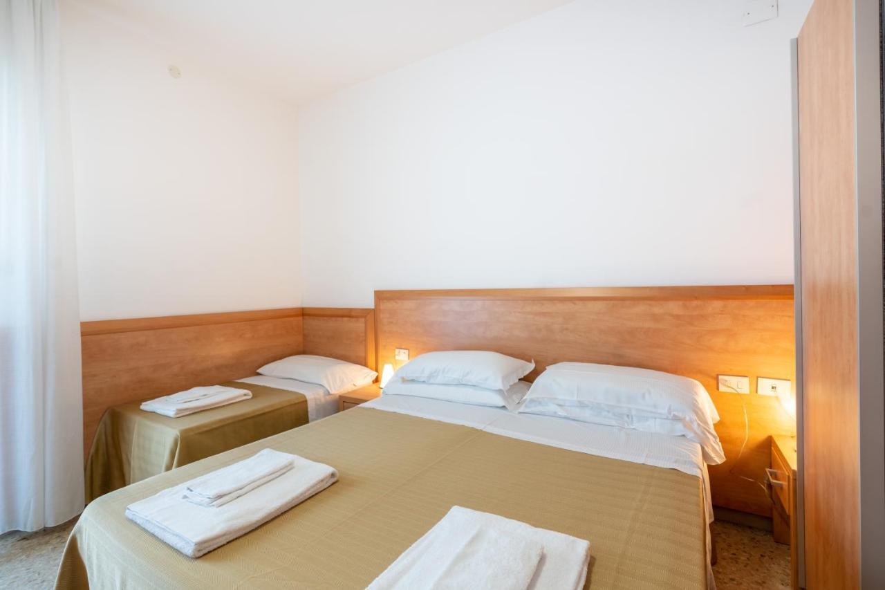 Hotel La Pineta Пинето Экстерьер фото