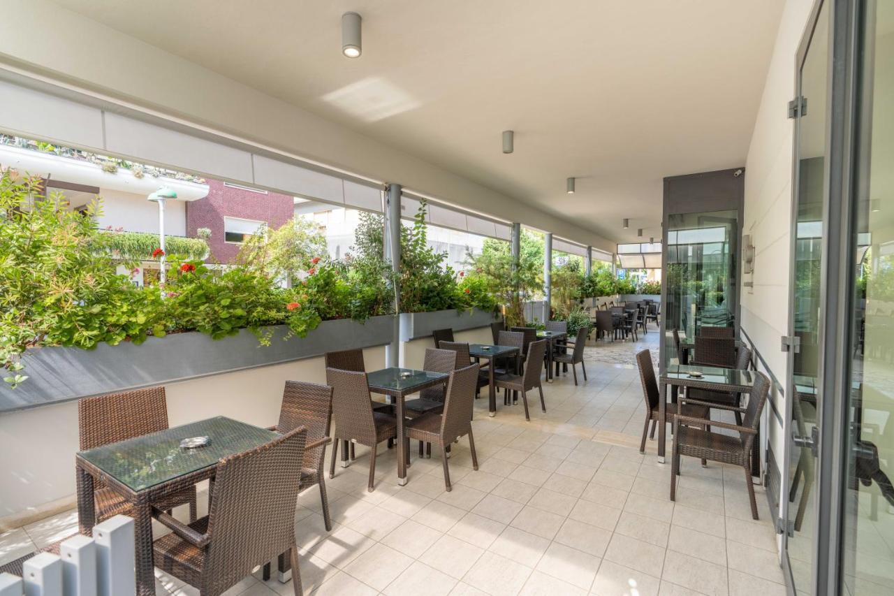 Hotel La Pineta Пинето Экстерьер фото