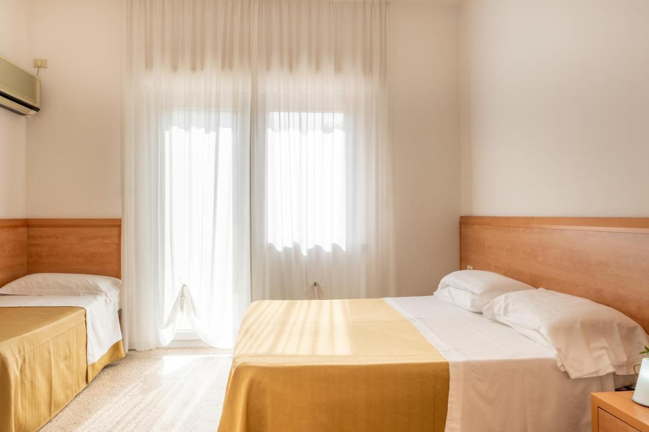 Hotel La Pineta Пинето Экстерьер фото