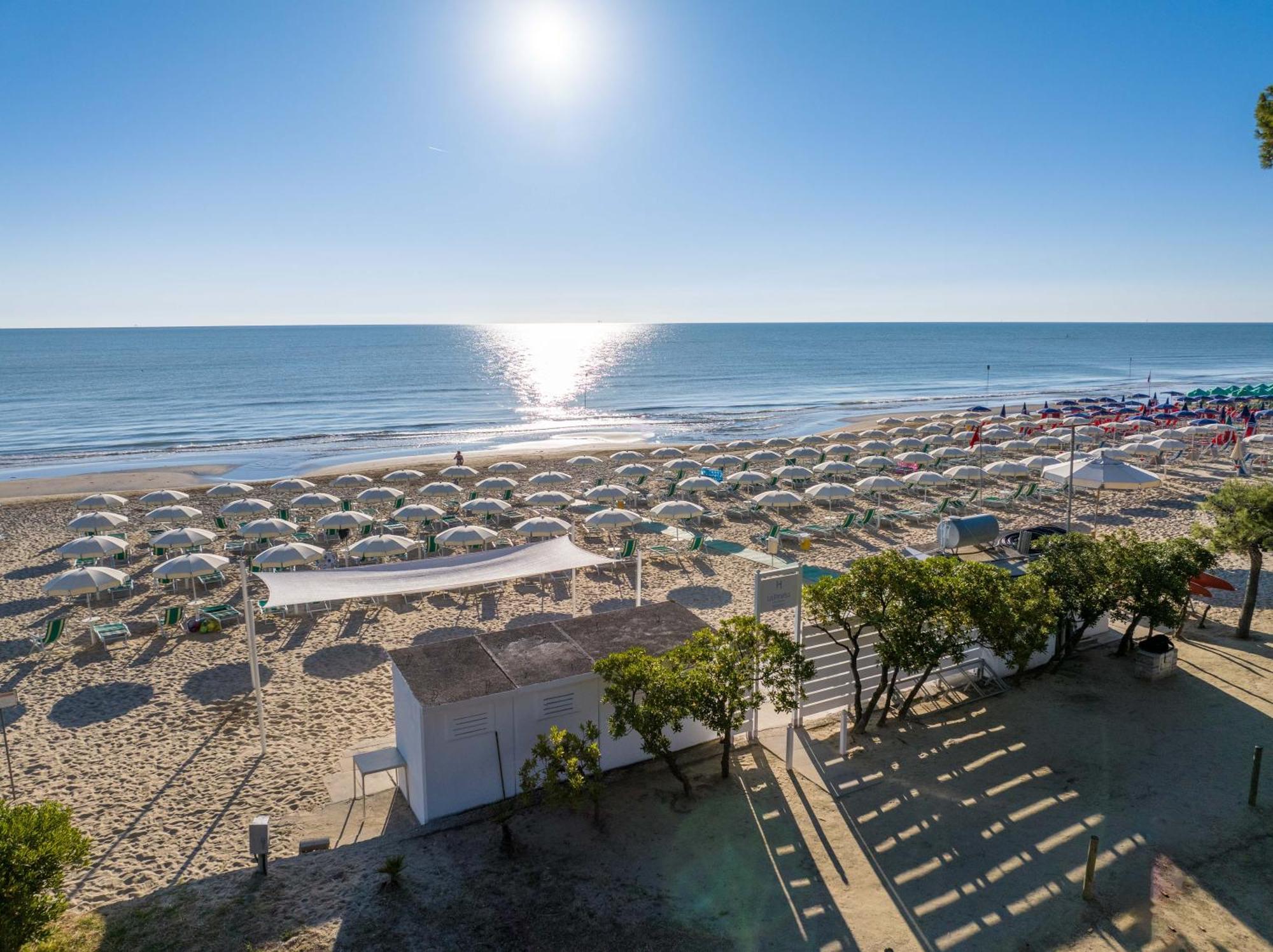 Hotel La Pineta Пинето Экстерьер фото