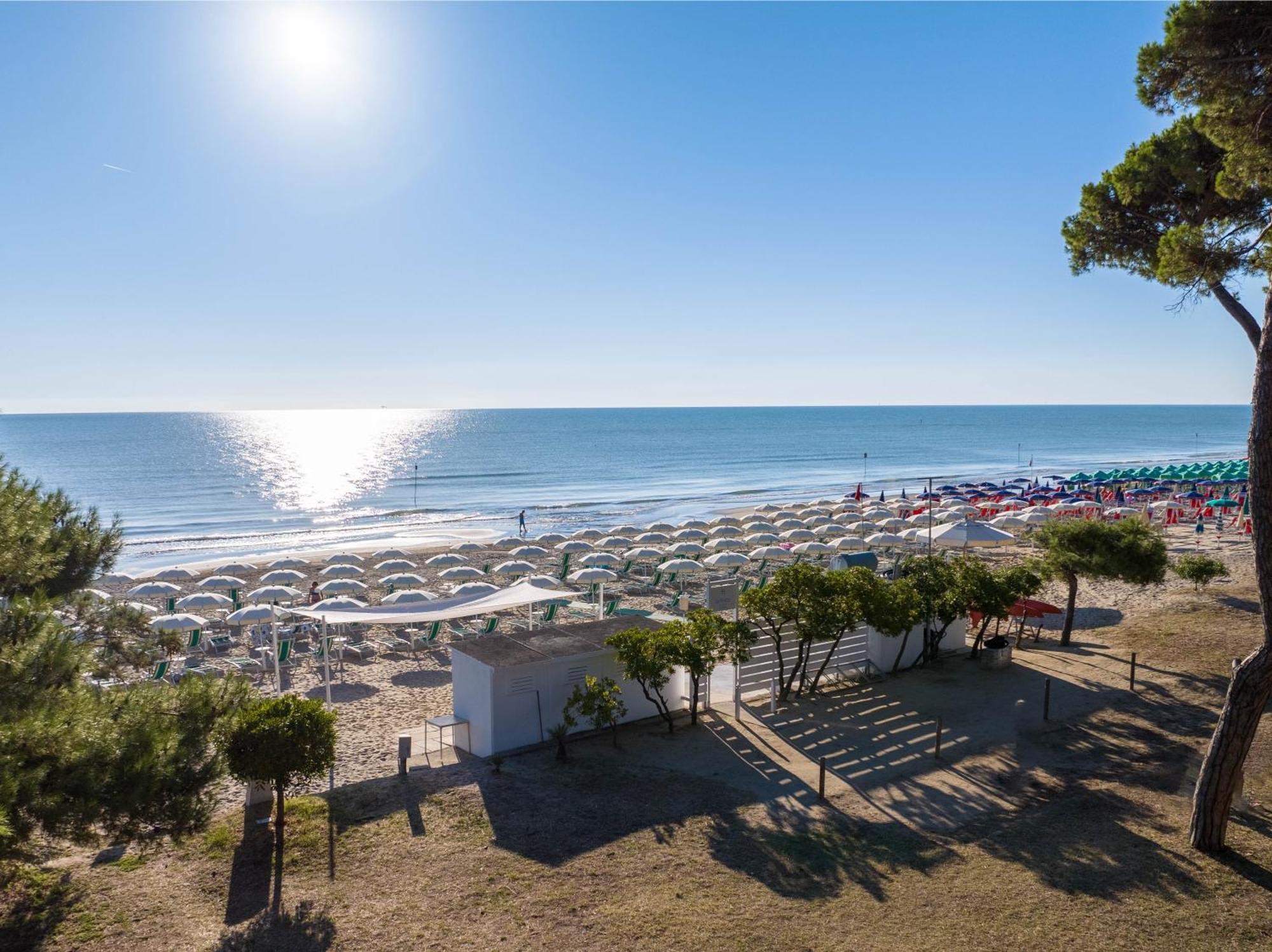Hotel La Pineta Пинето Экстерьер фото