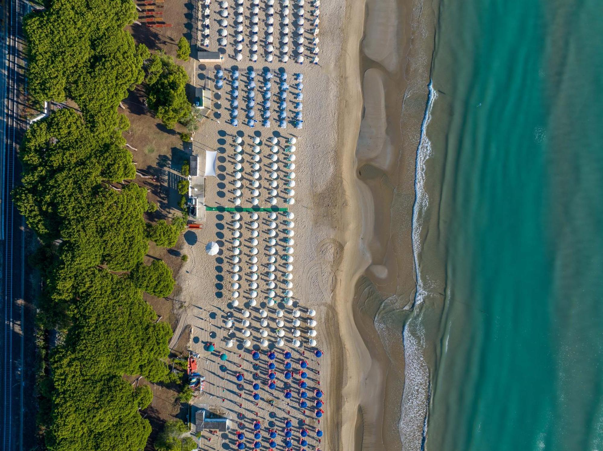 Hotel La Pineta Пинето Экстерьер фото